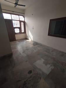Urban Awaas | 2bhk Room for rent in sector 15 panchkula ,first floor unfurnished