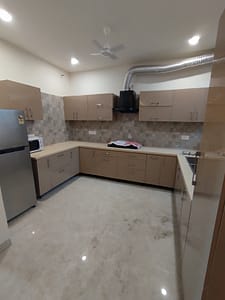 Urban Awaas | 3bhk 3 washroom fully furnished Room available for rent in sector 11 panchkula
