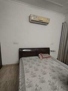 Urban Awaas | 1bhk Fully furnished accommodation available in zirakpur 2nd floor Rent 16k