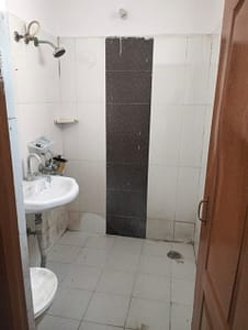 Urban Awaas | 3 bedroom 3 Bathroom Available for rent in VIP Road Zirakpur 3 bedroom 3 Bathroom Available for rent in VIP Road Zirakpur Urban Awaas